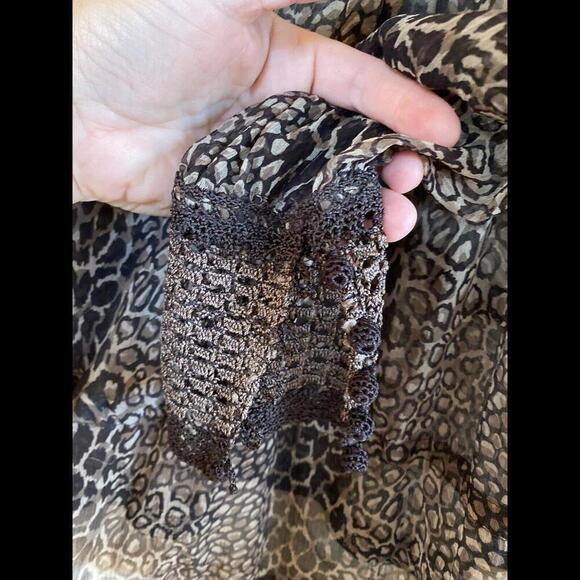 Lucky brand share brown longsleeve top animal print Sz. XS - Picture 3 of 5